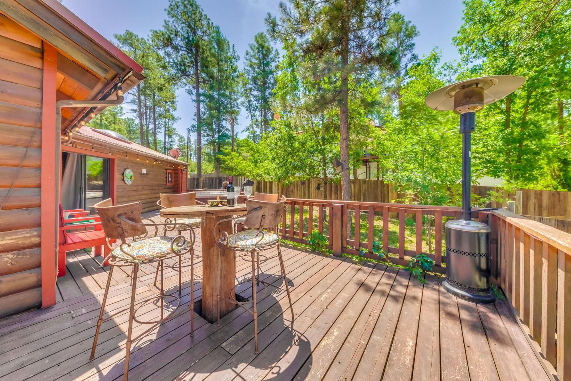 Unique Bear Country Cabin In Ruidoso With Hot Tub! Ngoại thất bức ảnh